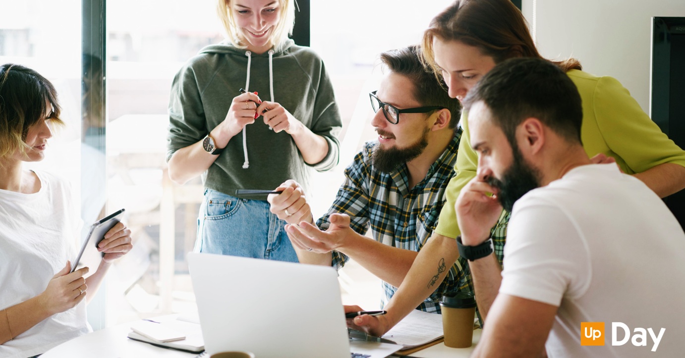 Benessere organizzativo, gruppo di colleghi al lavoro