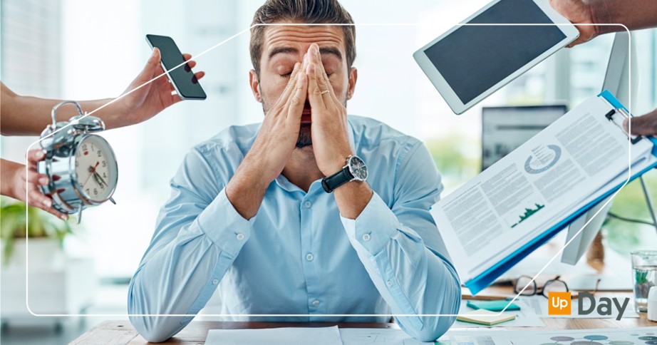burnout lavorativo un uomo affaticato dalle richieste