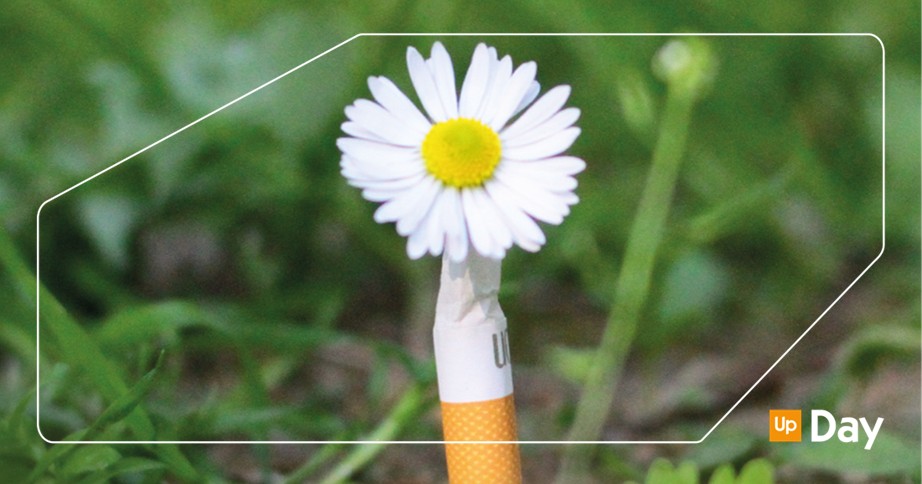 Riciccami un mozzicone di sigaretta che si trasforma in un fiore